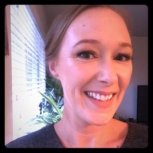 Meet your Posher, Leigh